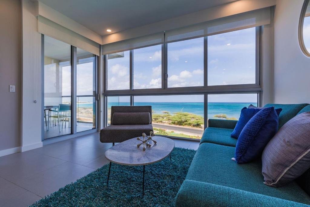 Azure Beach Residences Палм Бич Экстерьер фото